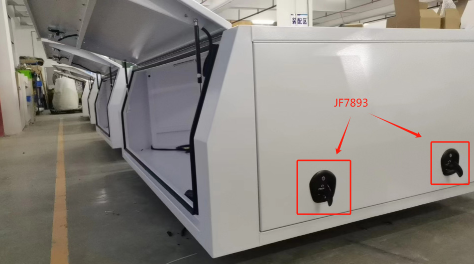 1-24030QH024510.jpg